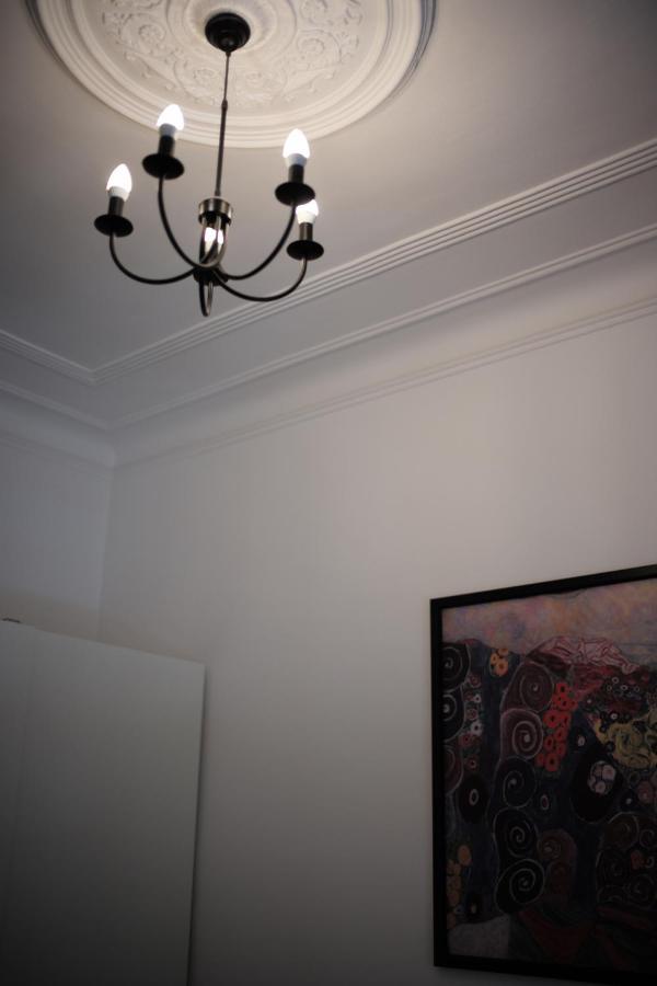 Eixample Apartments - Pova Barselona Dış mekan fotoğraf
