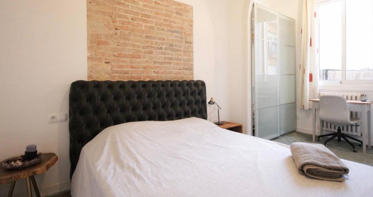 Eixample Apartments - Pova Barselona Dış mekan fotoğraf