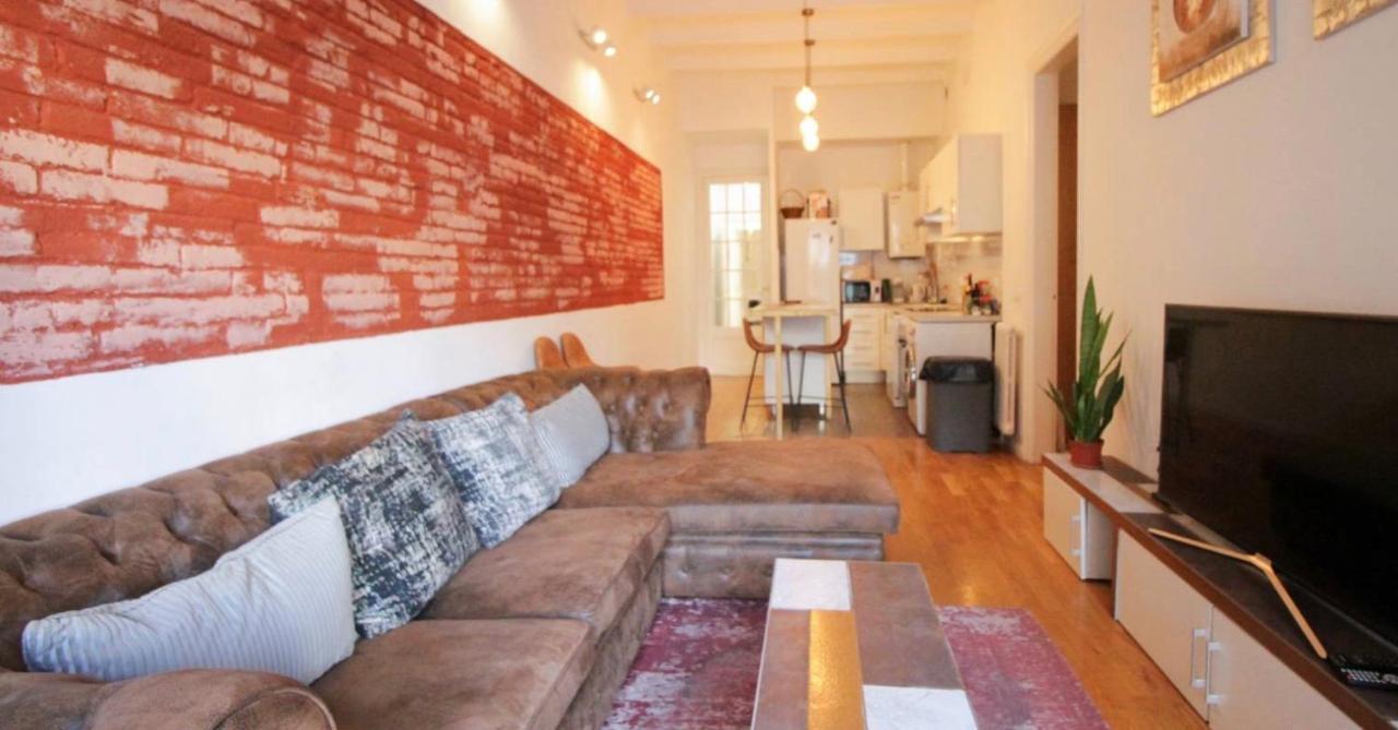 Eixample Apartments - Pova Barselona Dış mekan fotoğraf