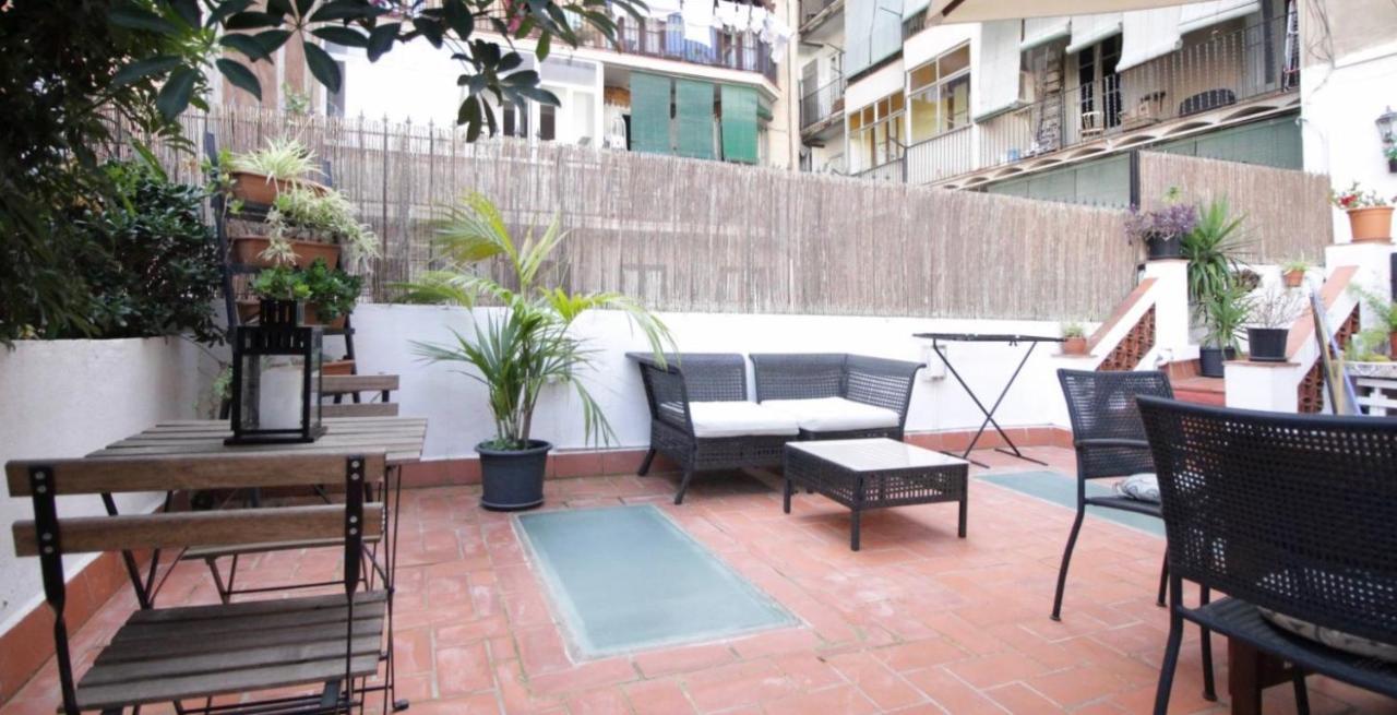 Eixample Apartments - Pova Barselona Dış mekan fotoğraf